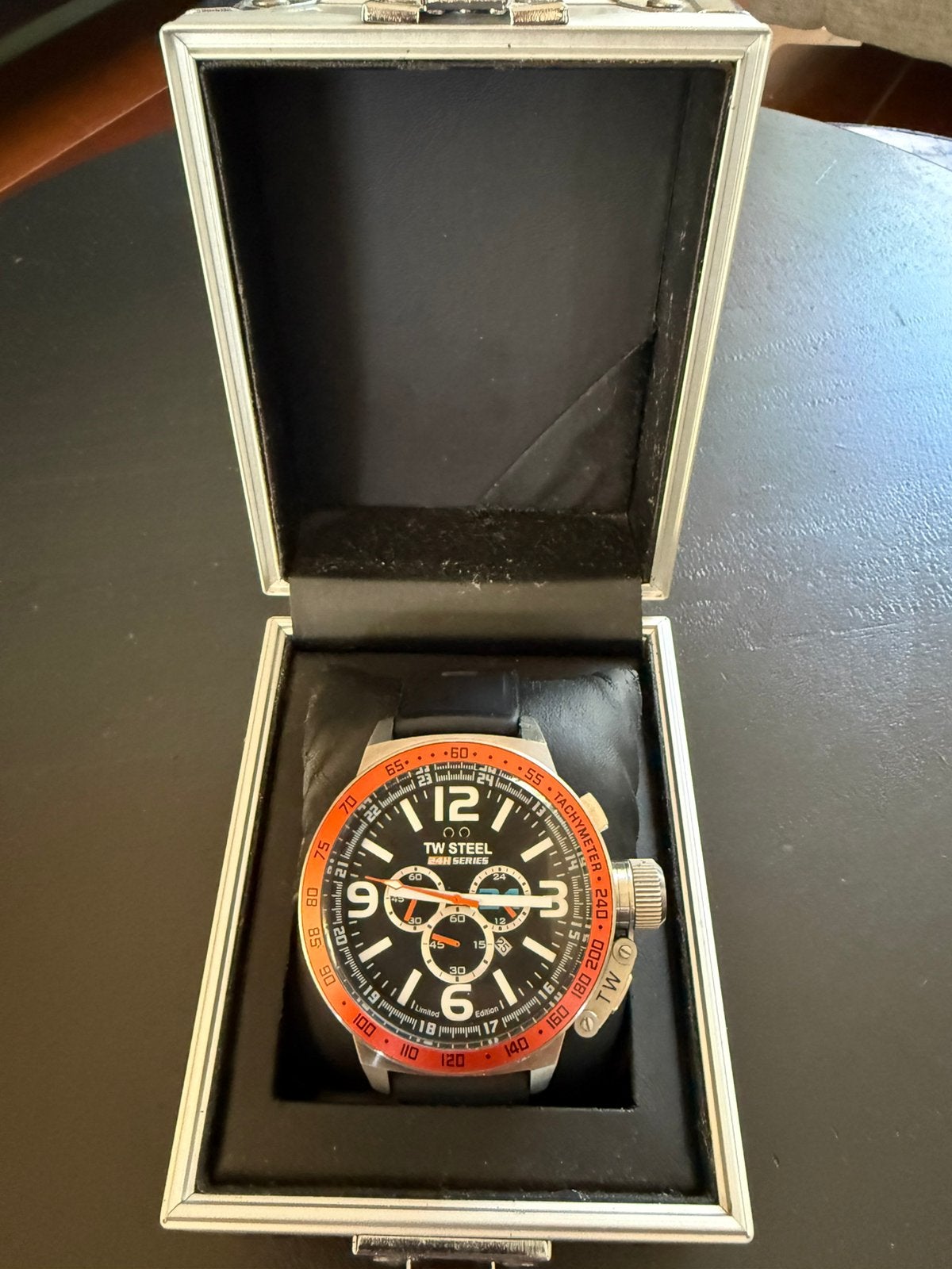 TW steel limited edition 24H series., Sieraden, Tassen en Uiterlijk, Horloges | Heren, Overige merken, Staal, Polshorloge, Overige materialen