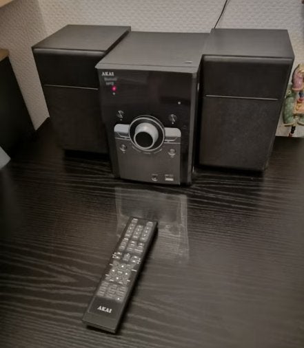 Te koop, AKAI stereo installatie Bluetooth/MP3, Ophalen, Gebruikt, Akai, Cd-speler