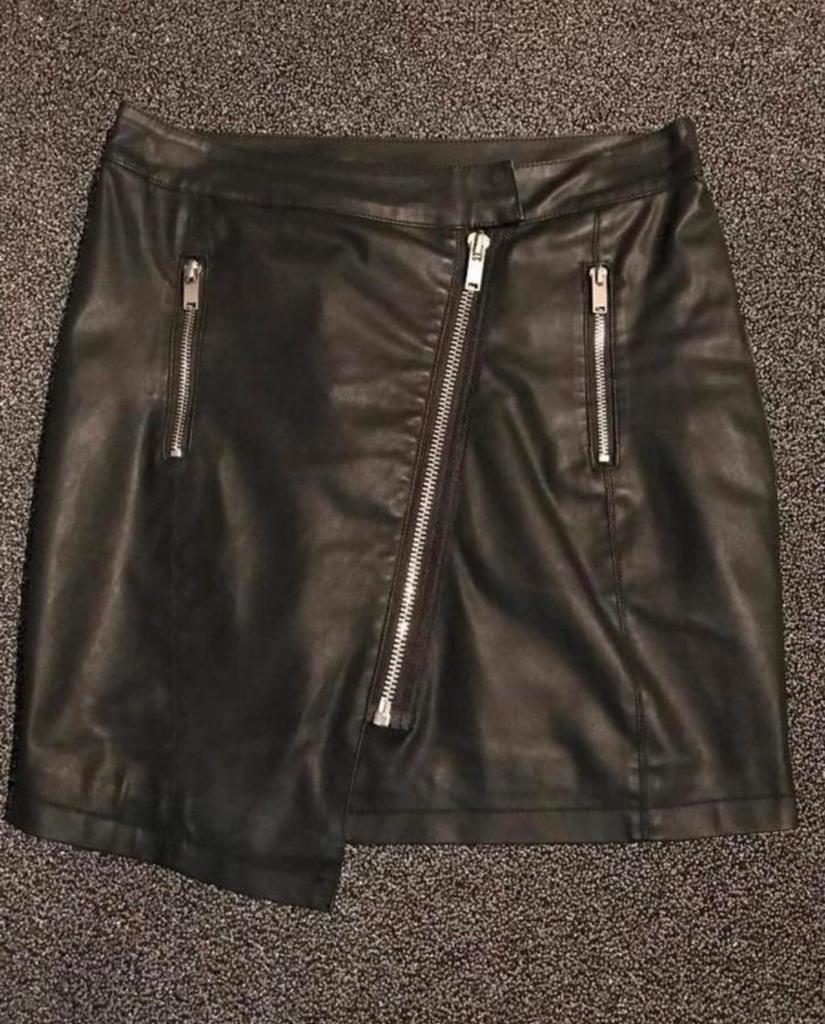 Zwarte PU leren rok van Vero Moda maat 38, Kleding | Dames, Rokken, Maat 38/40 (M), Zwart, Nieuw, Ophalen of Verzenden
