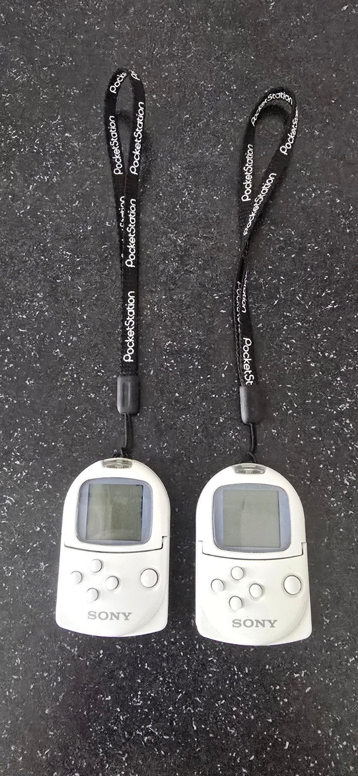 Sony Playstation pocketstation ( 2 stuks ), Kinderen en Baby's, Babyfoons, Ophalen, 250 meter of meer