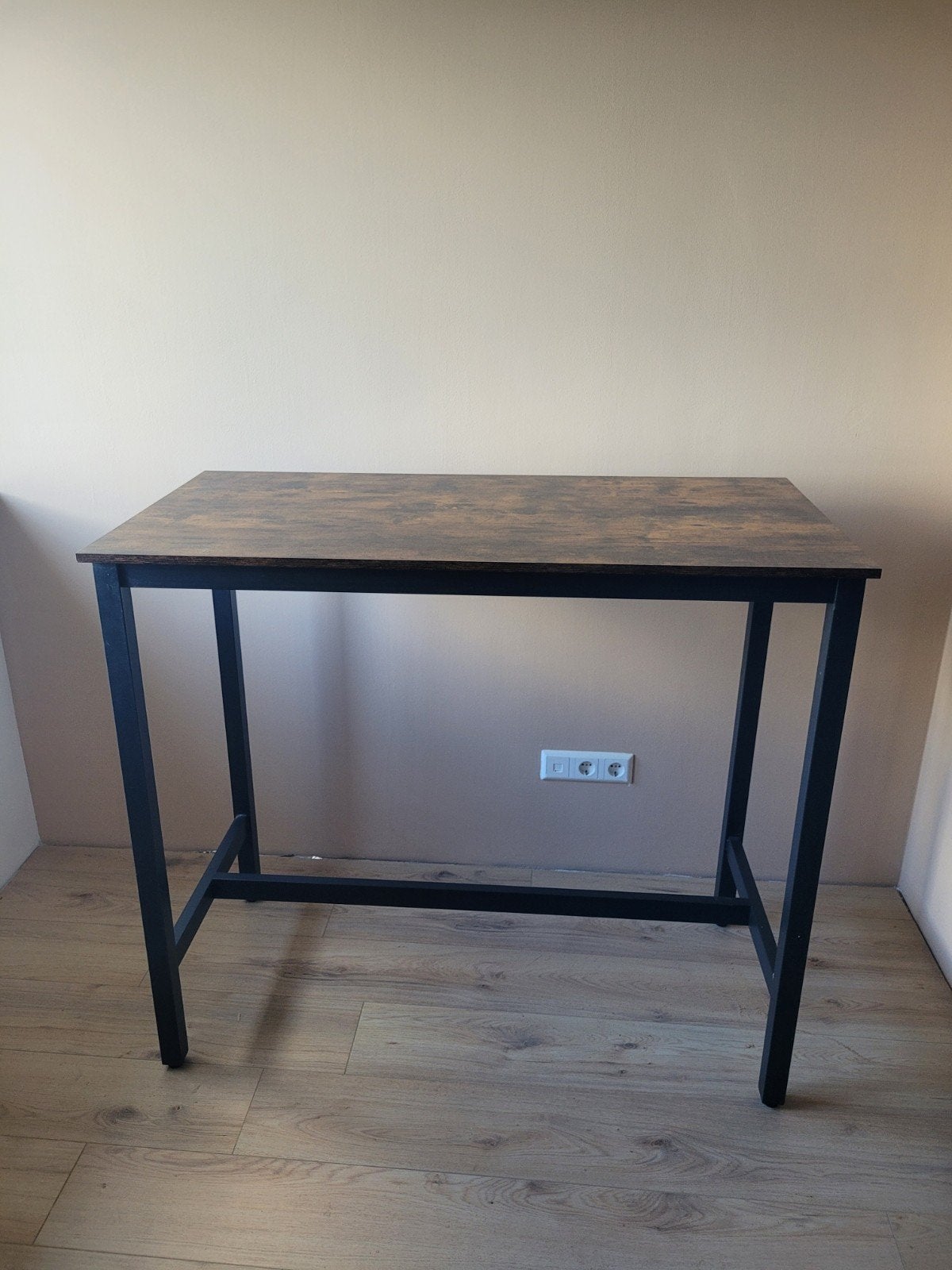Hoge tafel Bartafel, Ophalen, Gebruikt