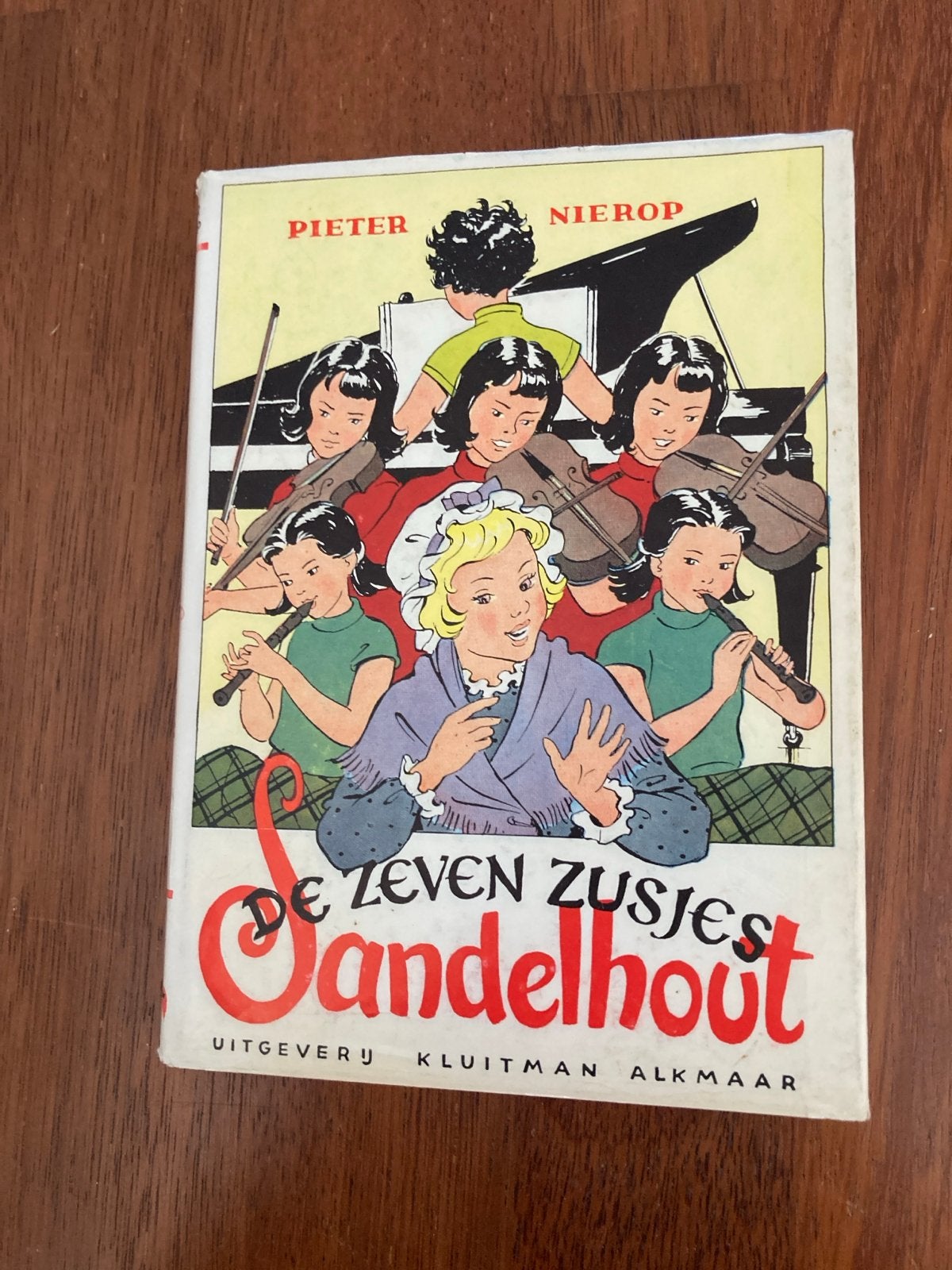 De Zeven Zusjes Sandelhout - Pieter Nierop, Boeken, Ophalen of Verzenden, Zo goed als nieuw