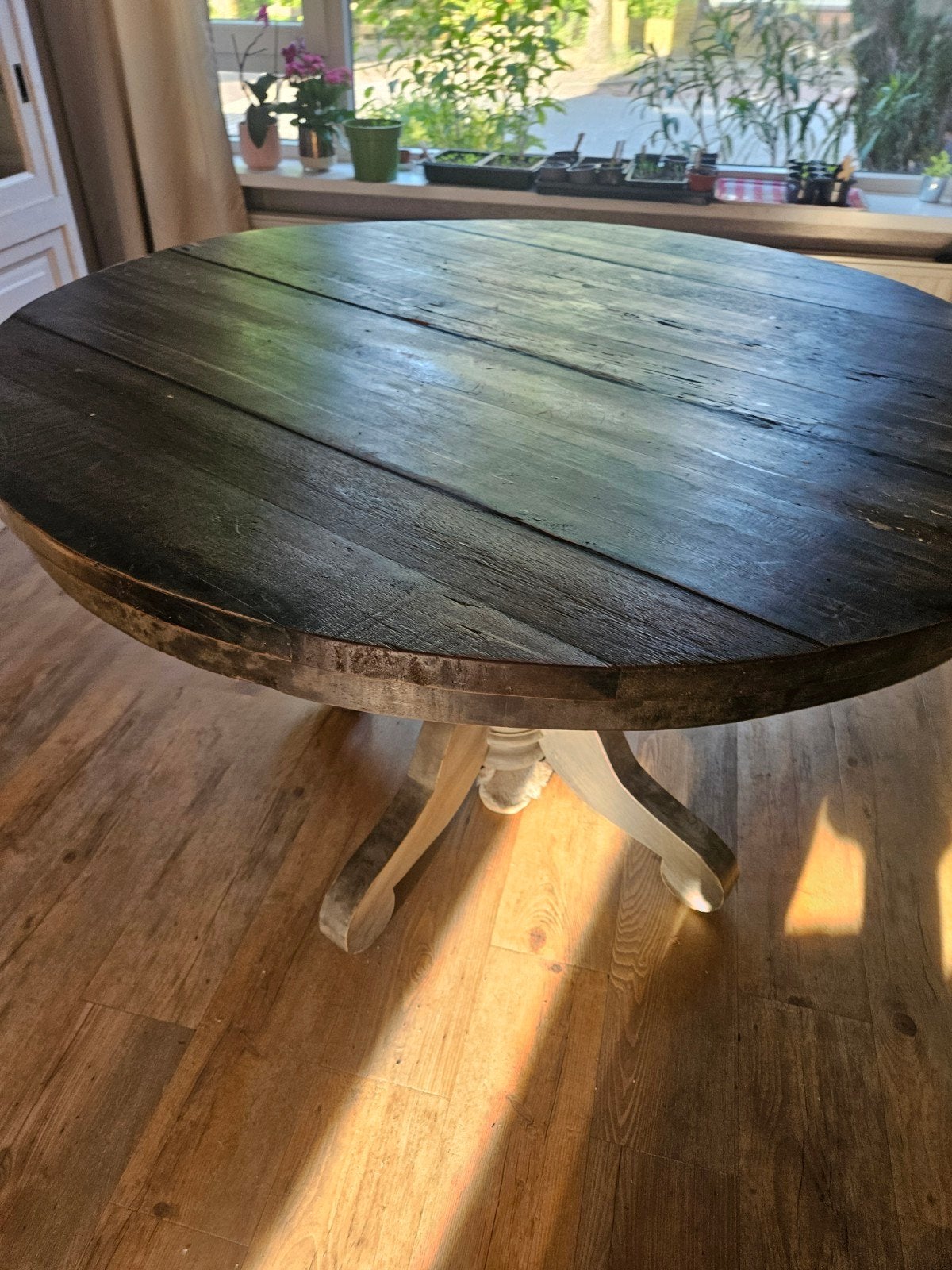 Houten eettafel., Huis en Inrichting, Tafels | Eettafels, Gebruikt, 100 tot 150 cm, Rond, Ophalen of Verzenden