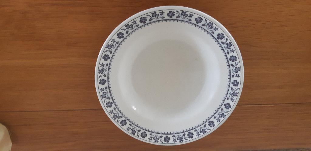 4 rivablan trempe diepe borden, Huis en Inrichting, Keuken | Servies, Ophalen, Zo goed als nieuw, Bord(en), Overige stijlen