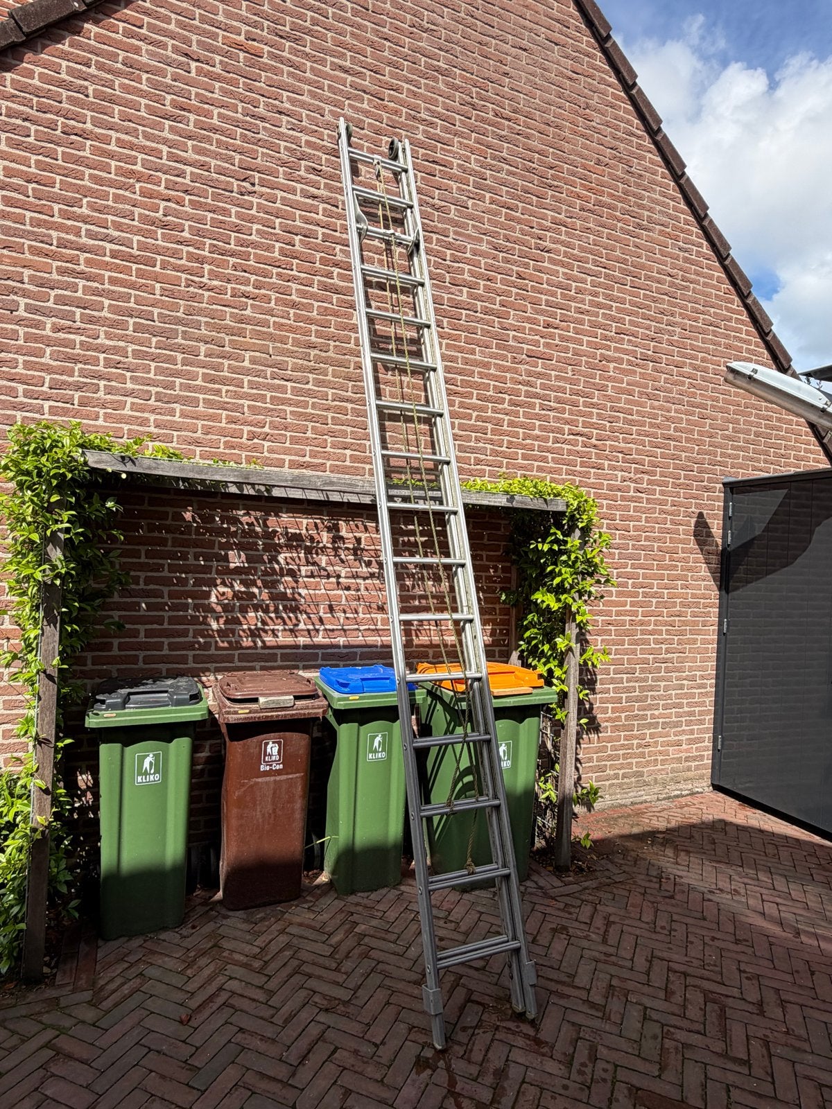 Aluminium Schuifladder 2x16 - Handig en Verstelbaar, Ophalen, Gebruikt, Ladder, Opvouwbaar of Inschuifbaar