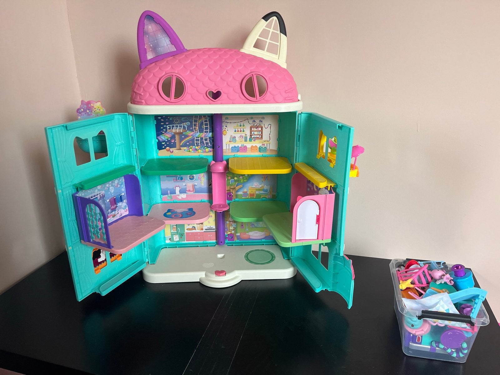 Gabby's Poppenhuis met accessoires, Kinderen en Baby's, Speelgoed | Poppenhuizen, Ophalen of Verzenden, Zo goed als nieuw, Poppenhuis