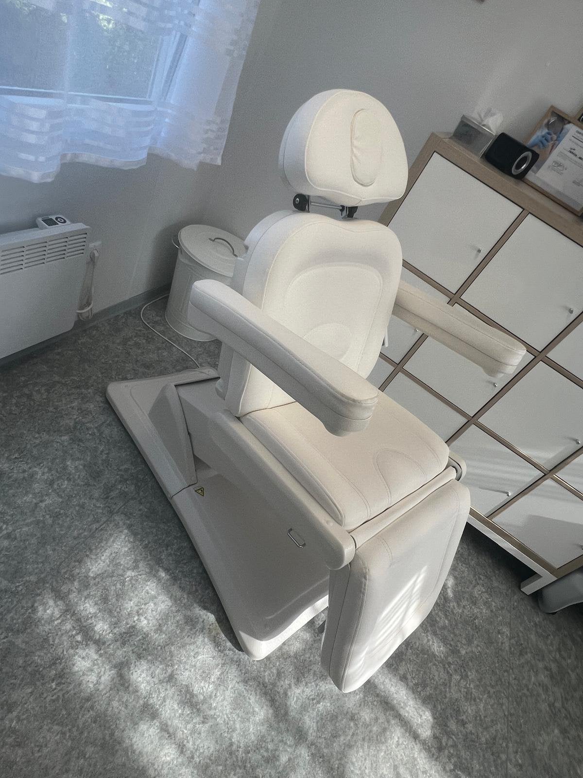 Massage / Pedicure tafel, Ophalen, Gebruikt, Massagetafel