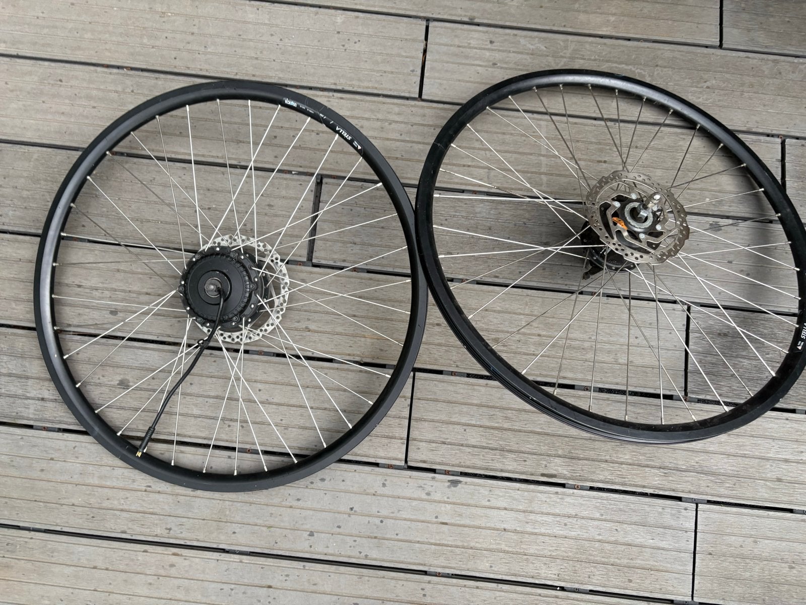 Stella wiel met motor en remschijf - Foets onderdelen, Fietsen en Brommers, Fietsonderdelen, Ophalen, Gebruikt, Elektrische fiets