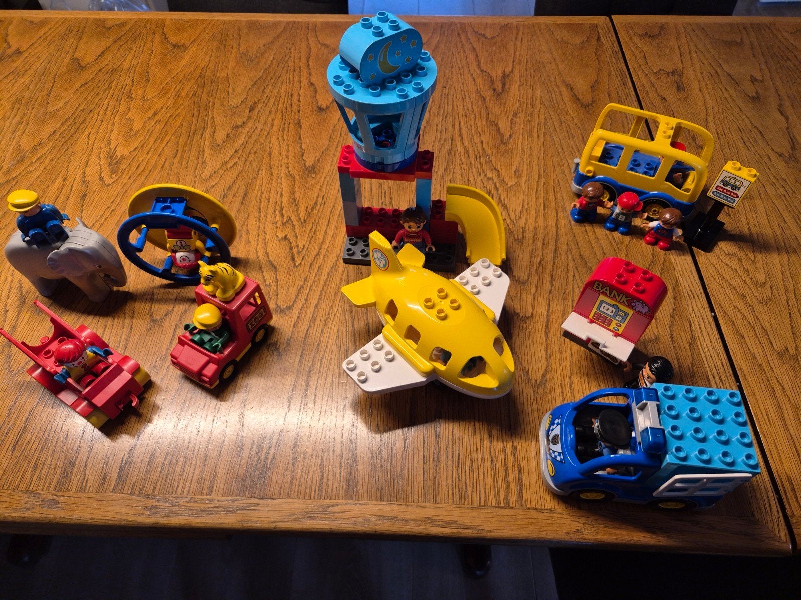 Diverse sets Duplo speelgoed: voertuigen, figuren en meer, Kinderen en Baby's, Speelgoed | Bouwstenen, Ophalen, Gebruikt, Overige merken
