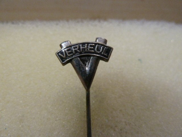 Vintage 'VERHEUL' Speldje/Pin - Zeldzaam verzamelobject, Verzamelen, Ophalen of Verzenden, Gebruikt, Overige onderwerpen, Speldje of Pin
