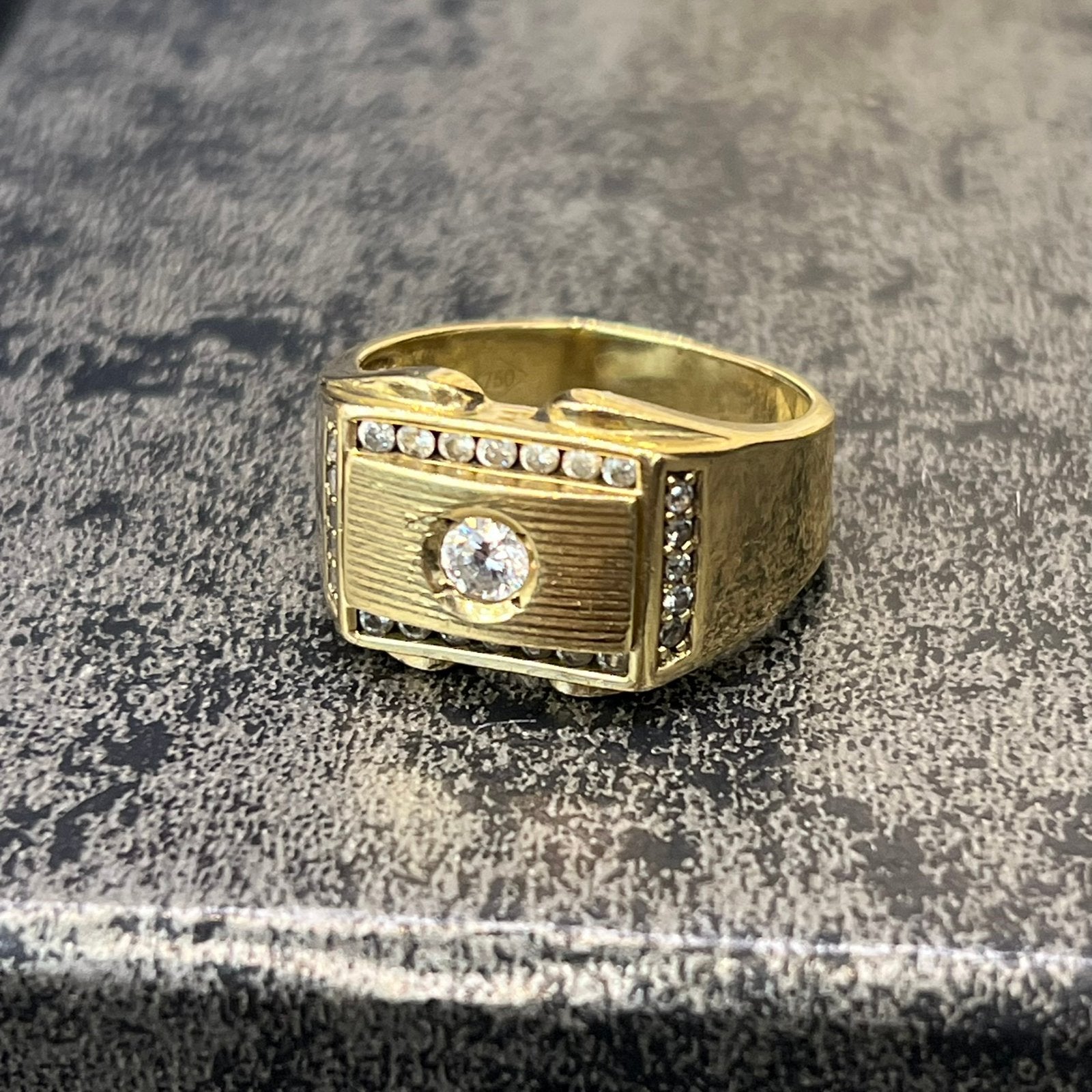 18 karaat gouden ring heren massief goud, Ophalen of Verzenden