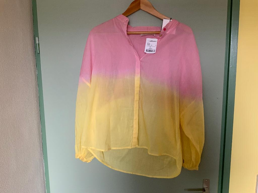 Blouse Pom, Kleding | Dames, Blouses en Tunieken, Overige kleuren, Maat 42/44 (L), Nieuw, Ophalen of Verzenden