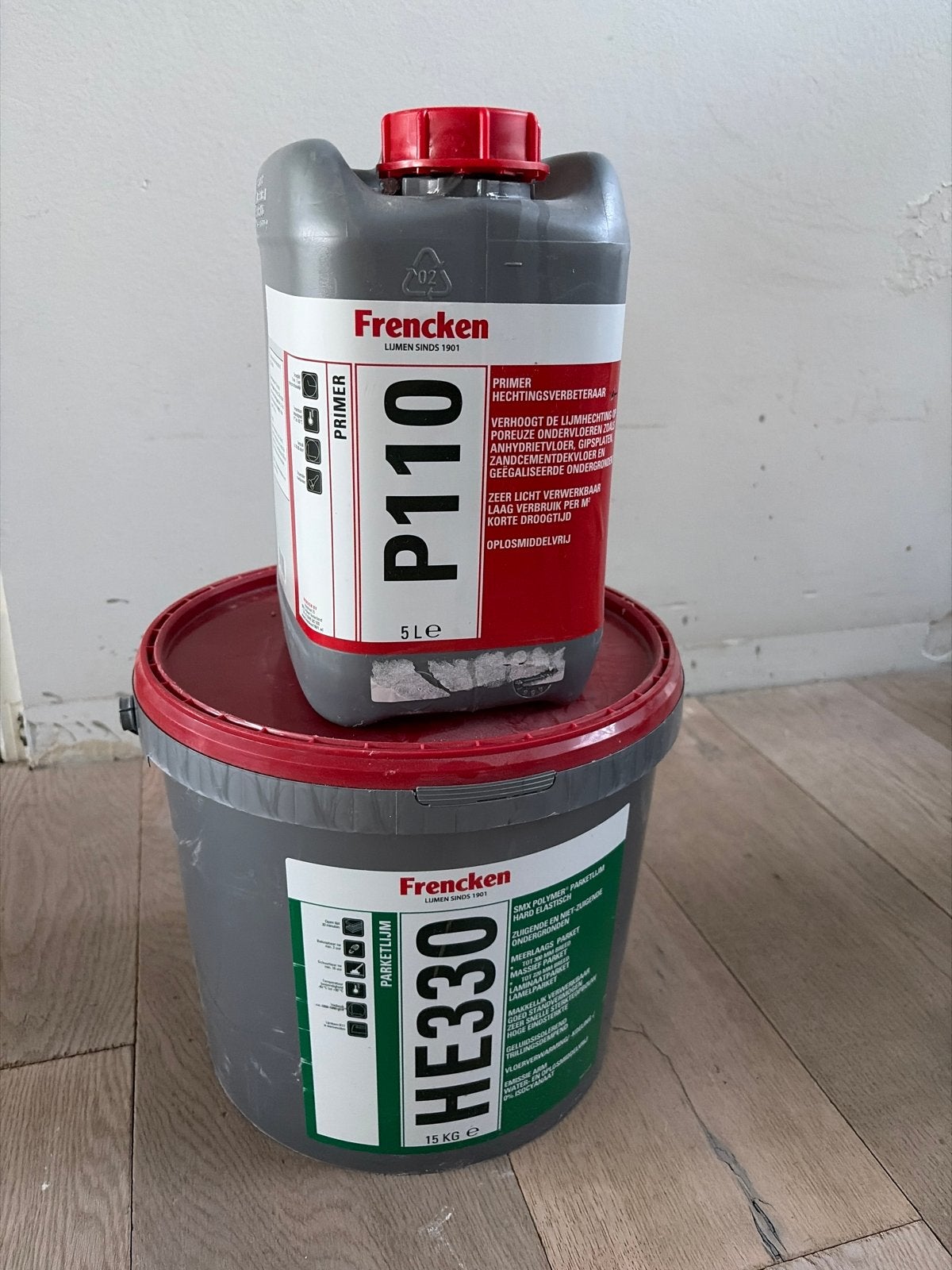 Frencken HE330 parketlijm met P110 primer, Ophalen, Overige materialen, 30 cm of meer, 50 tot 150 cm