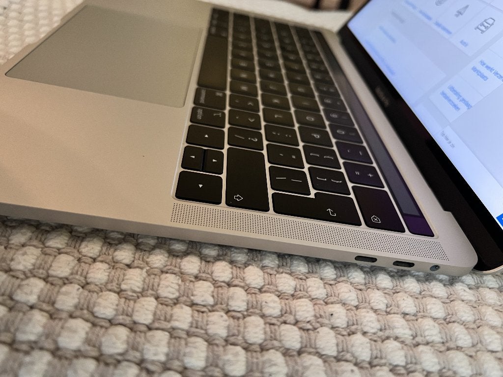 Foto 3 van 13-inch MacBook Pro 2019