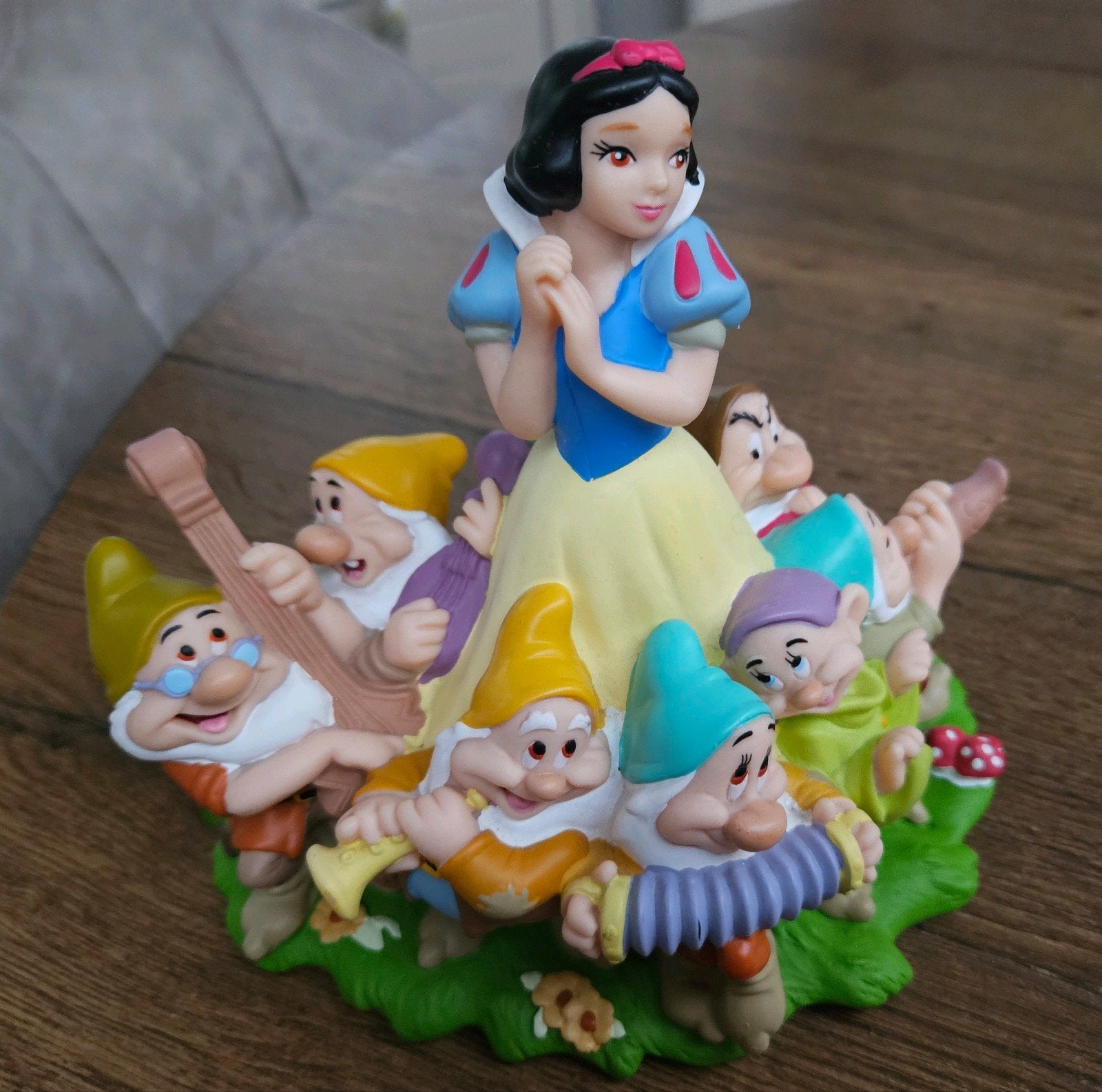 Sneeuwwitje en de Zeven Dwergen spaarpot - Bullyland Disney, Ophalen of Verzenden, Zo goed als nieuw