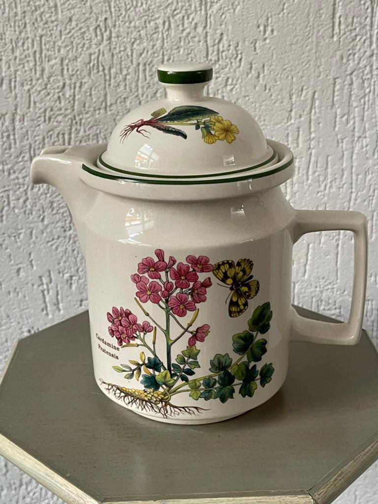 Wedgwood Florabunda theepot, Ophalen of Verzenden