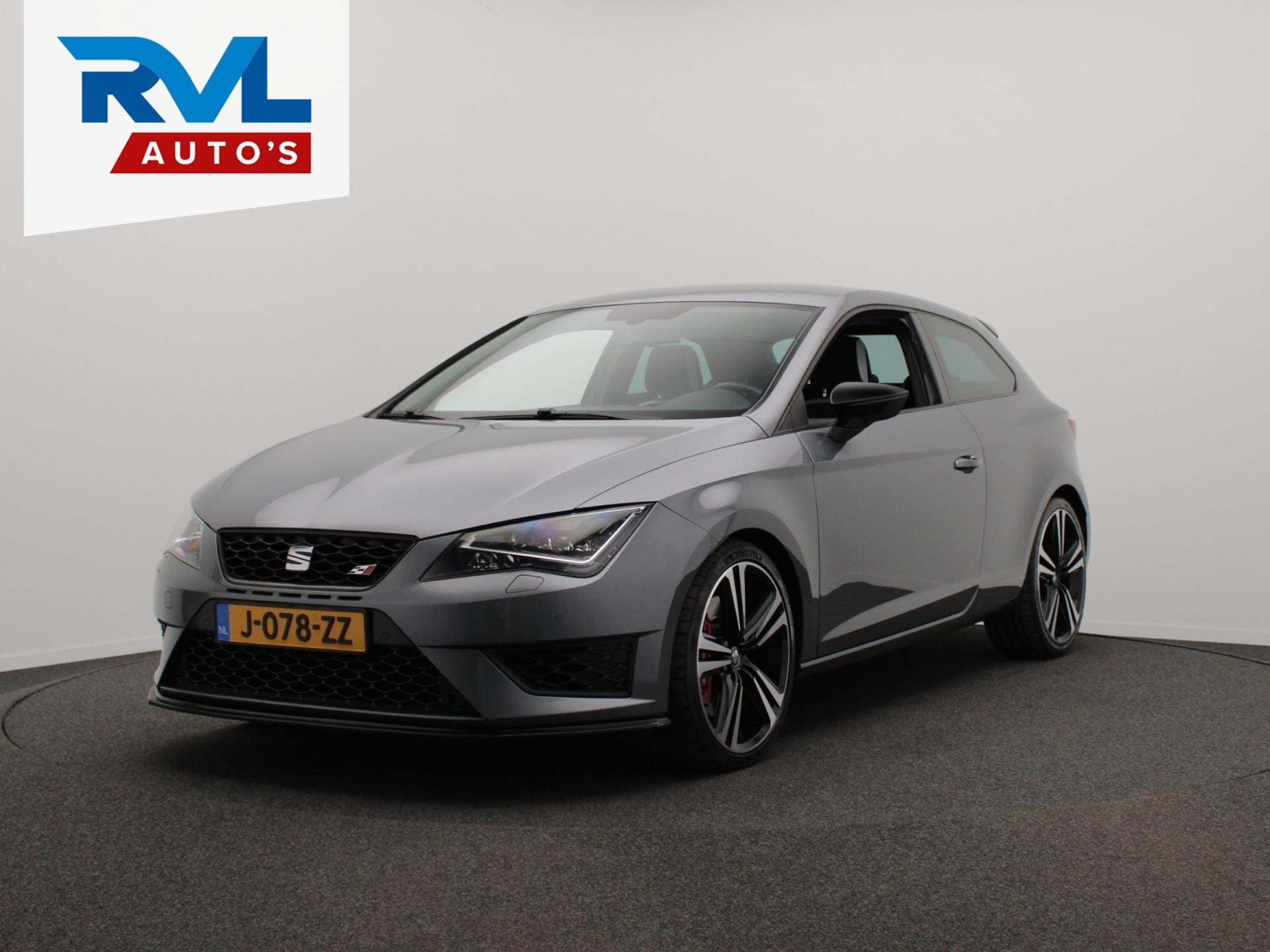 Seat Leon SC 2.0 TSI Cupra 280PK Leder/Alcantara Navigaite S, Auto's, Seat, 15 km/l, Gebruikt, 4 cilinders, 1984 cc
