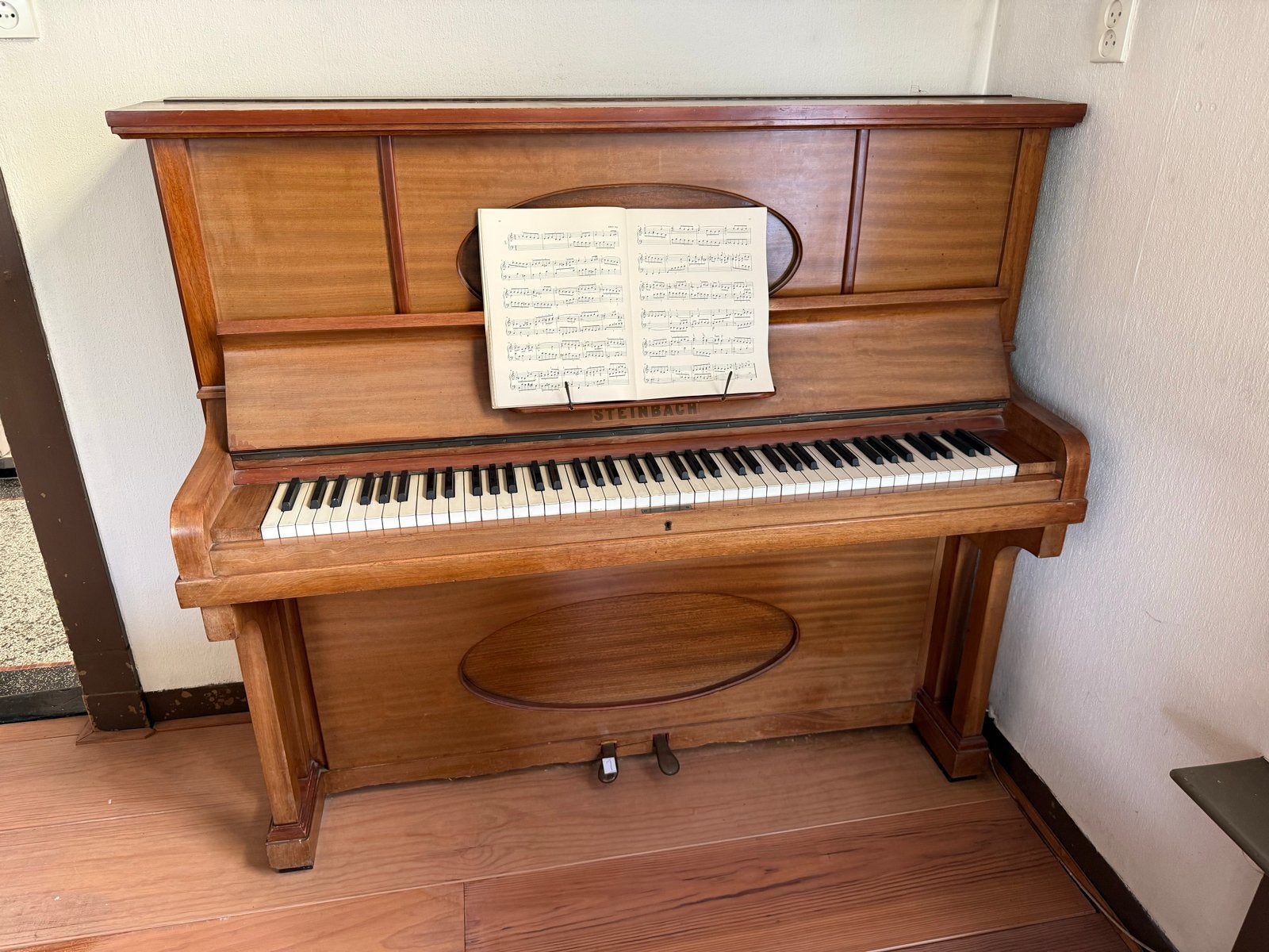 Steinbach Piano - Klassiek Houten Model, Ophalen, Gebruikt, Bruin, Piano