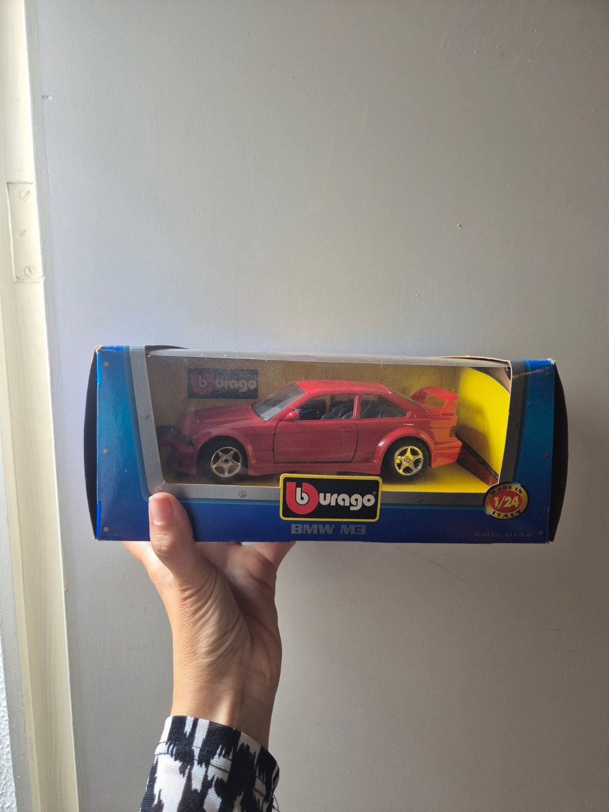 Burago BMW M3 schaalmodel - Nieuw in doos, Ophalen of Verzenden, Nieuw, Auto