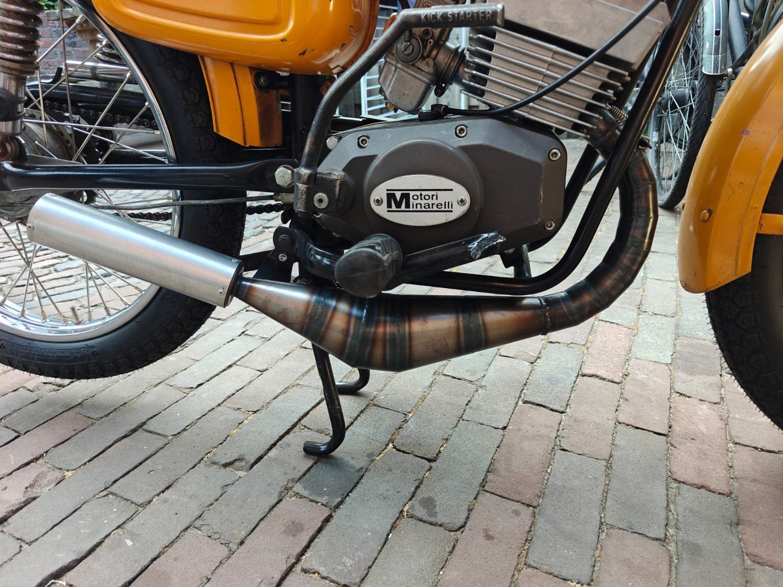 uitlaat minarelli p6 p4 50cc, Fietsen en Brommers, Ophalen of Verzenden, Uitlaat