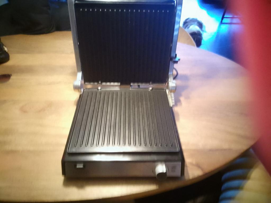 Grote grill / tosti-apparaat te koop, Ophalen of Verzenden, Gebruikt, Tafelgrill