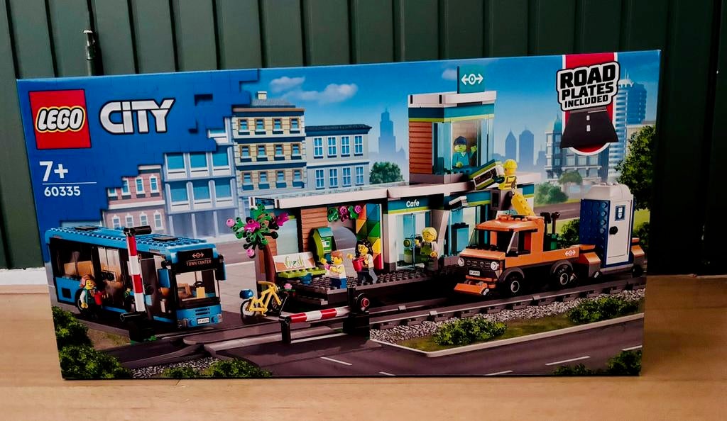 Lego City 60335 - Treinstation - Nieuw in doos, Kinderen en Baby's, City, Lego, Nieuw, Ophalen of Verzenden