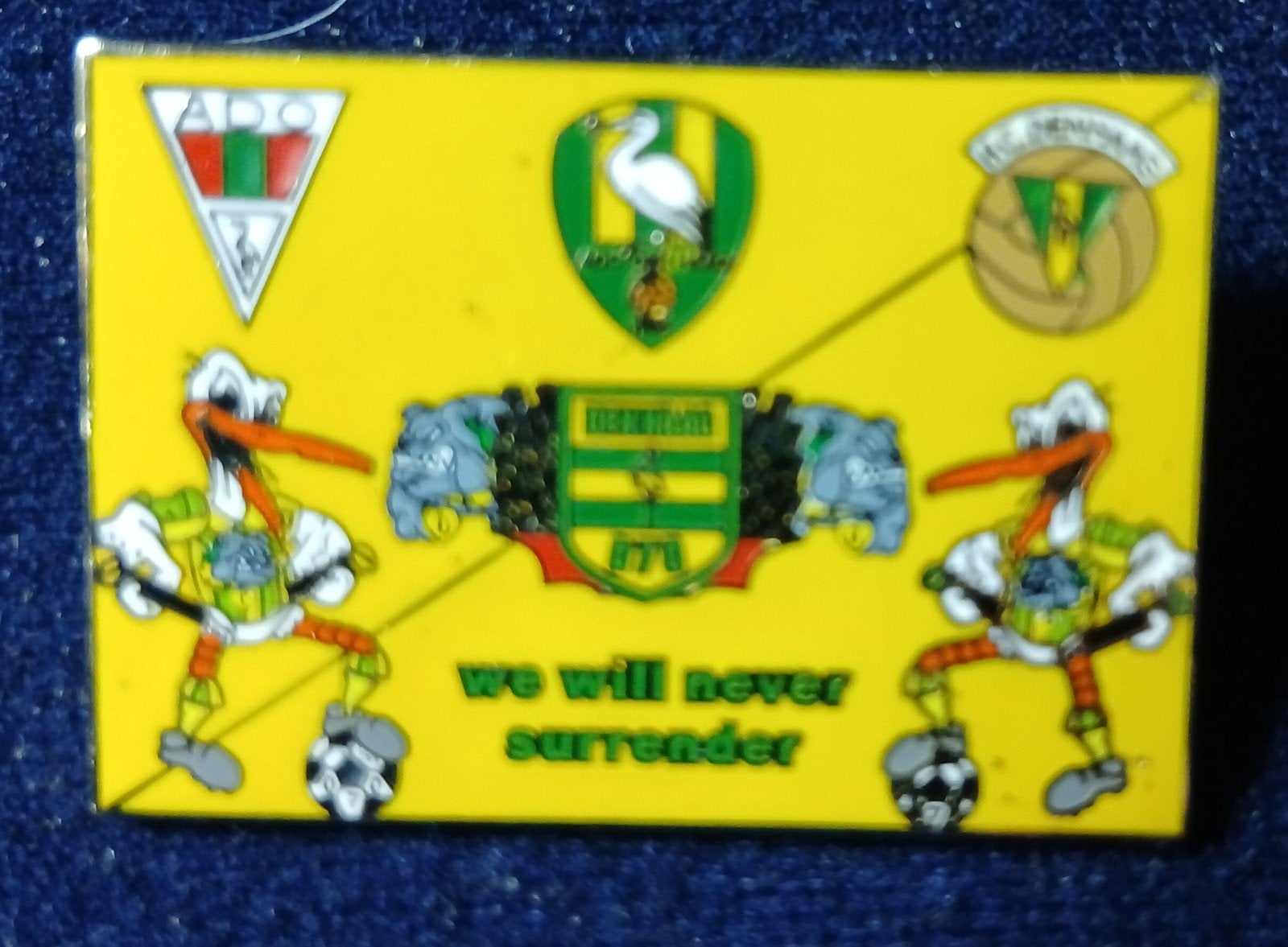 ADO Den Haag Magneet - We Will Never Surrender, Verzamelen, Ophalen of Verzenden, Zo goed als nieuw, Overige binnenlandse clubs