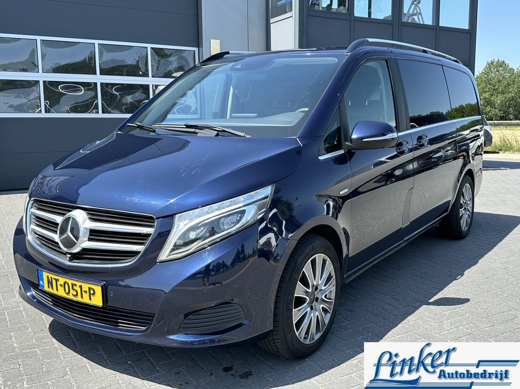 Mercedes V-klasse 250 BlueTEC Lang Avantgarde 7P - TREKH BUR, Auto's, Mercedes-Benz, Automaat, Gebruikt, Blauw, Leder