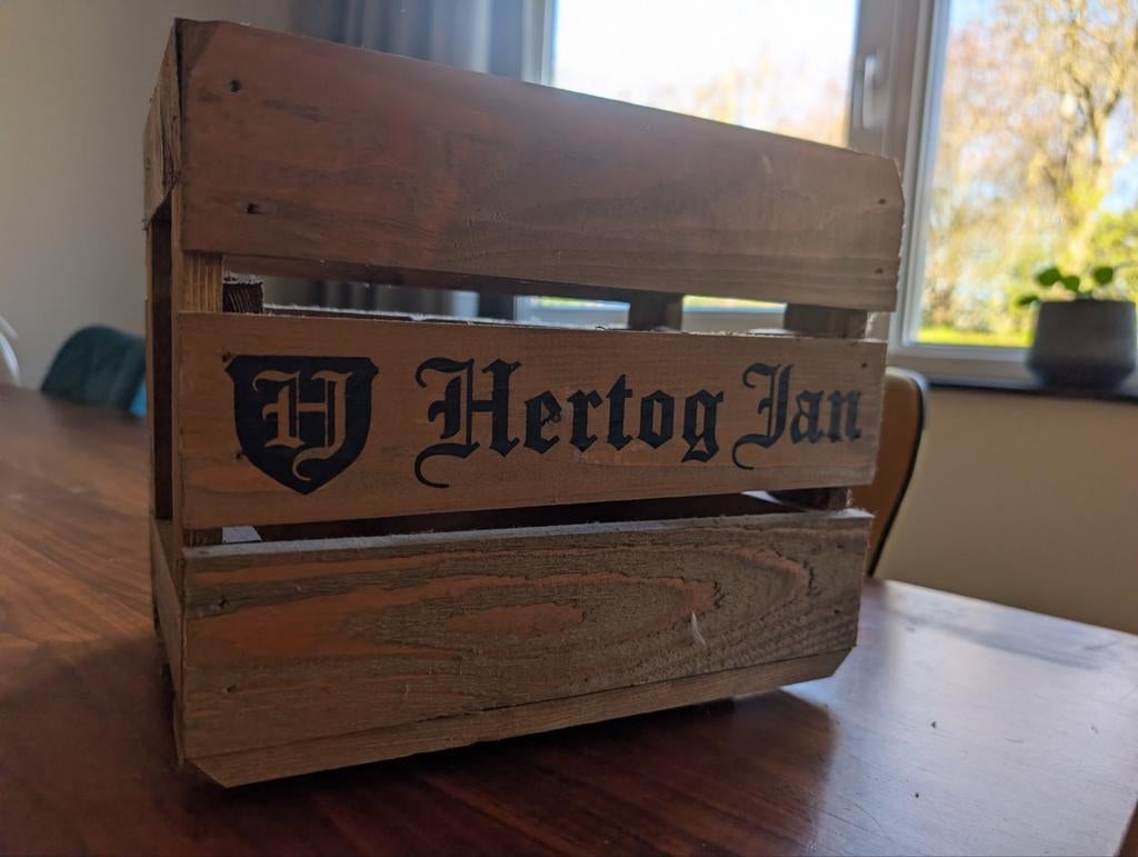 Houten Hertog Jan krat, Ophalen, 200 cm of meer, Minder dan 50 cm, Minder dan 50 cm