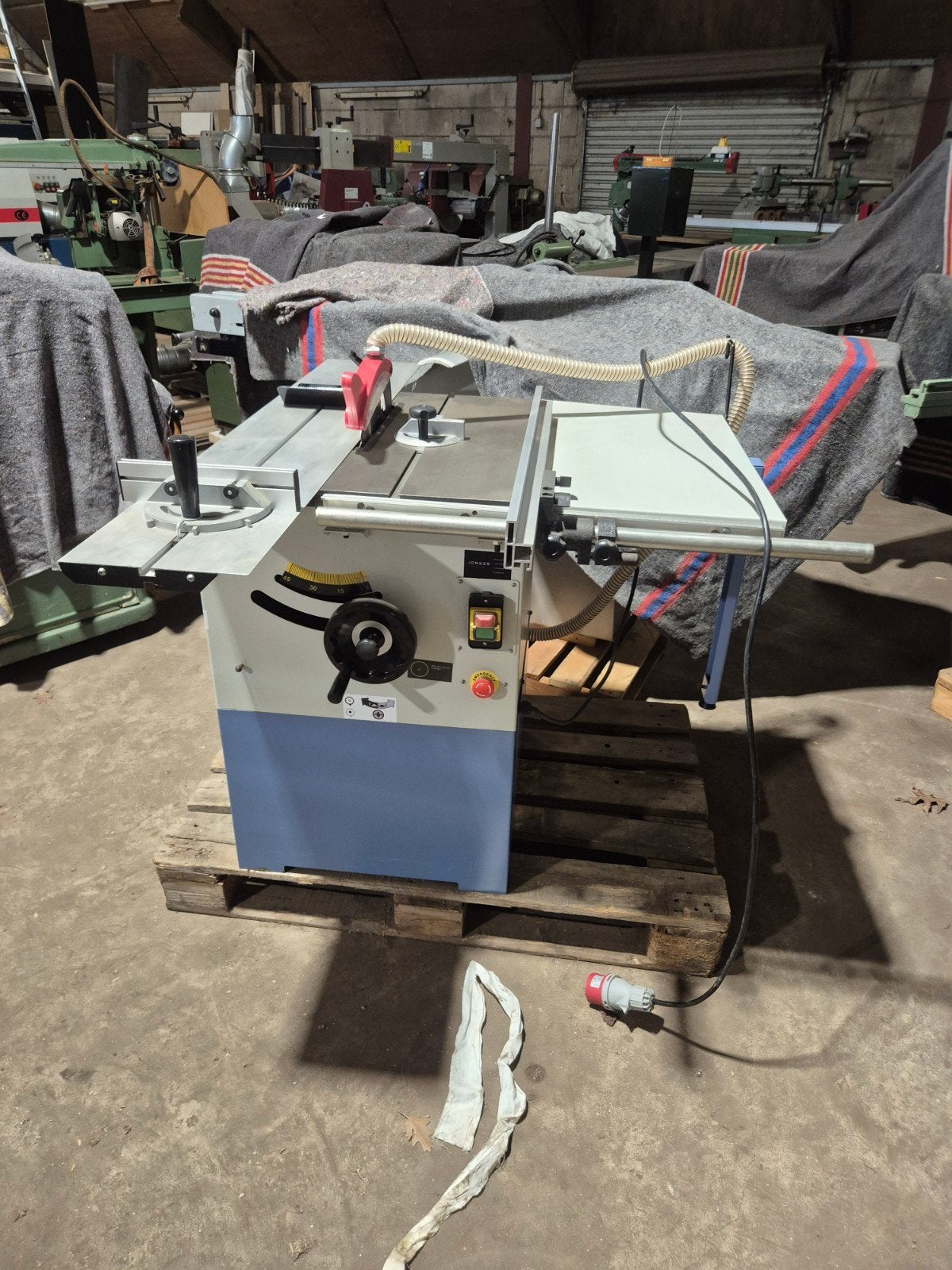 400v zaagtafel nieuw met loopwagen, Ophalen of Verzenden, Nieuw
