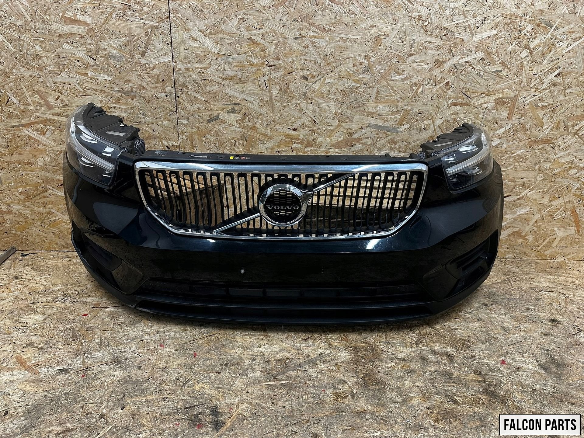 VOLVO XC40 II COMPLETE VOORKOP, Gebruikt, -, -, Ophalen of Verzenden