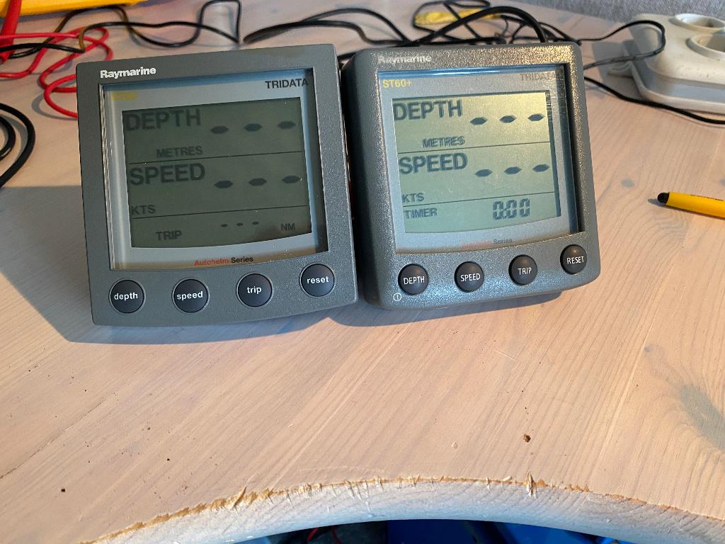 raymarine st60 of st60+ tridata, Watersport en Boten, Navigatiemiddelen en Scheepselektronica, Ophalen of Verzenden, Gebruikt