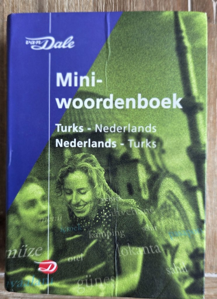 Van Dale Miniwoordenboek Nederlands - Turks - Nederlands, Boeken, Woordenboeken, Turks, Van Dale, Ophalen of Verzenden, Zo goed als nieuw