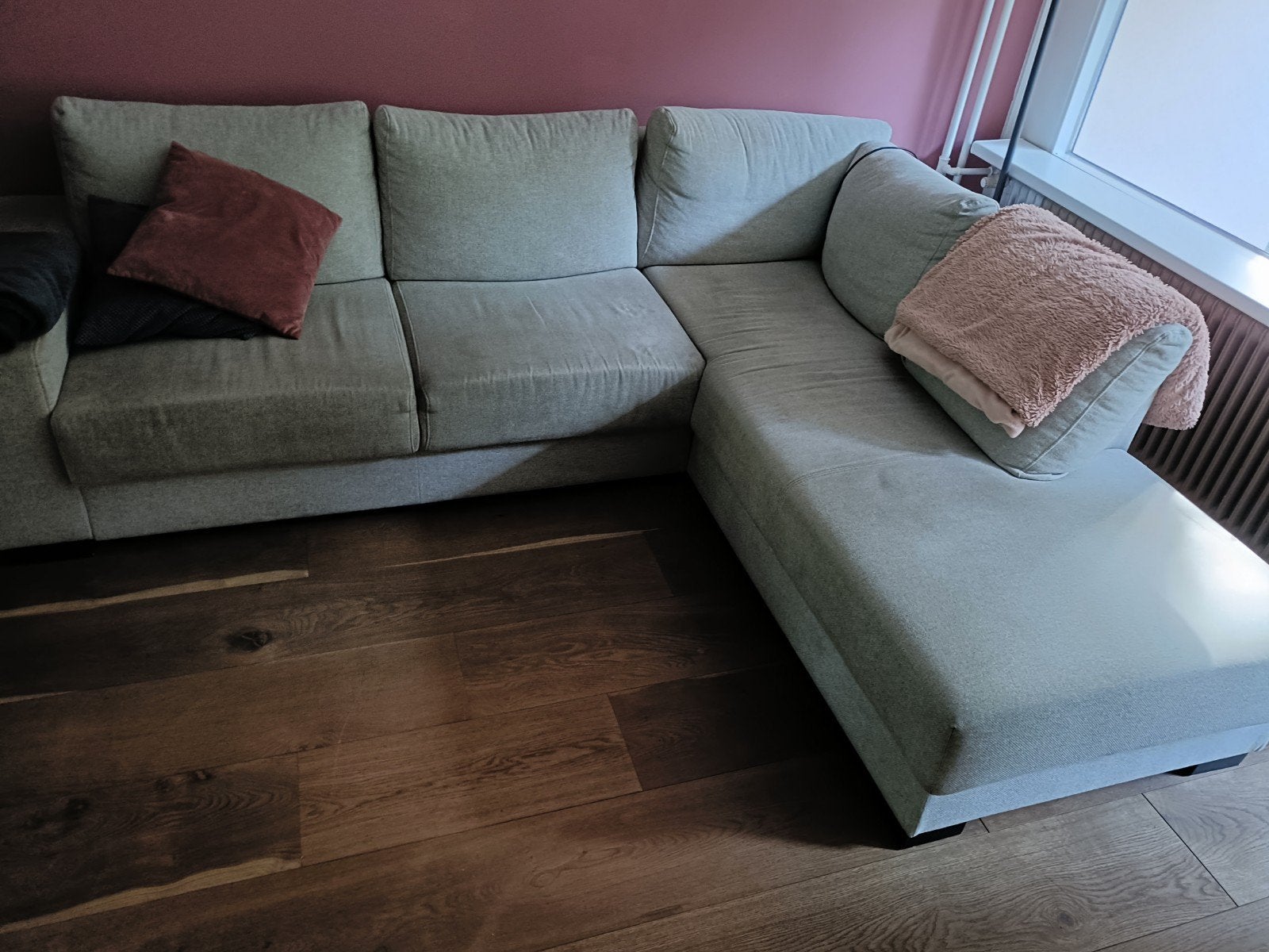 Comfortabele hoekbank - Lichtgrijs, 4-persoons, Ophalen, 250 tot 300 cm, Gebruikt, Hoekbank