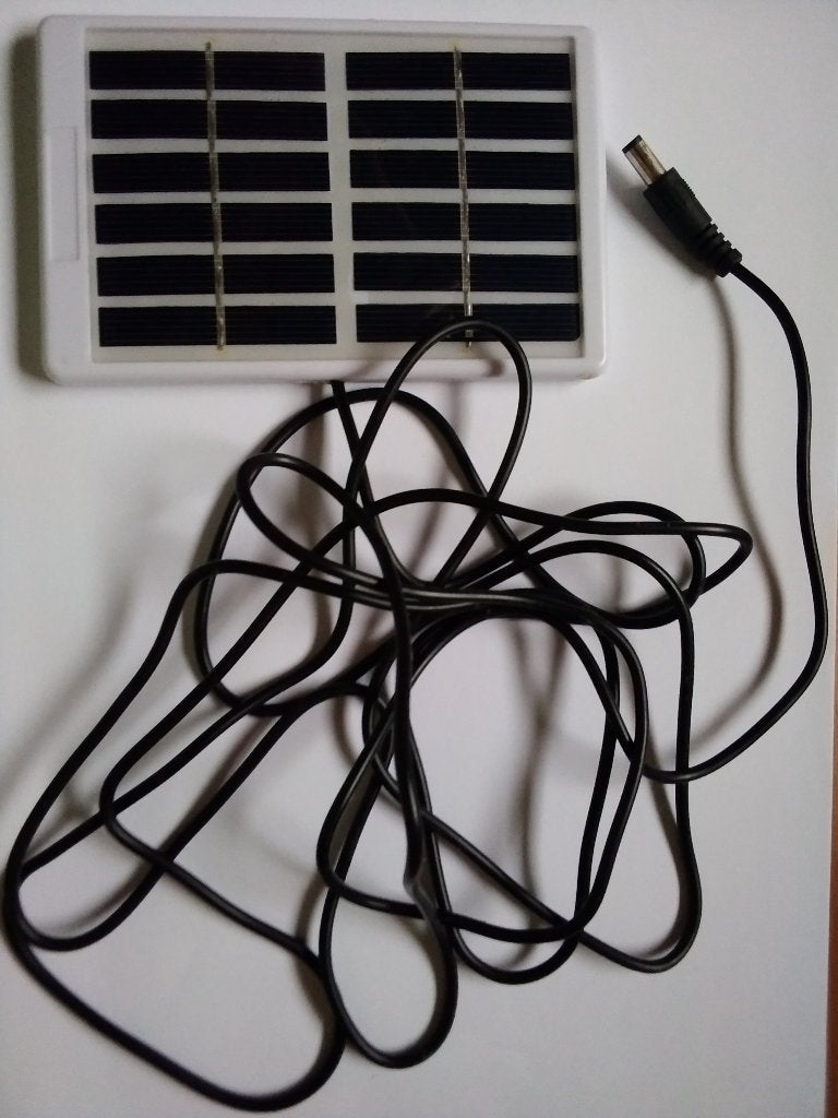 zonne oplader, Ophalen of Verzenden, Zo goed als nieuw