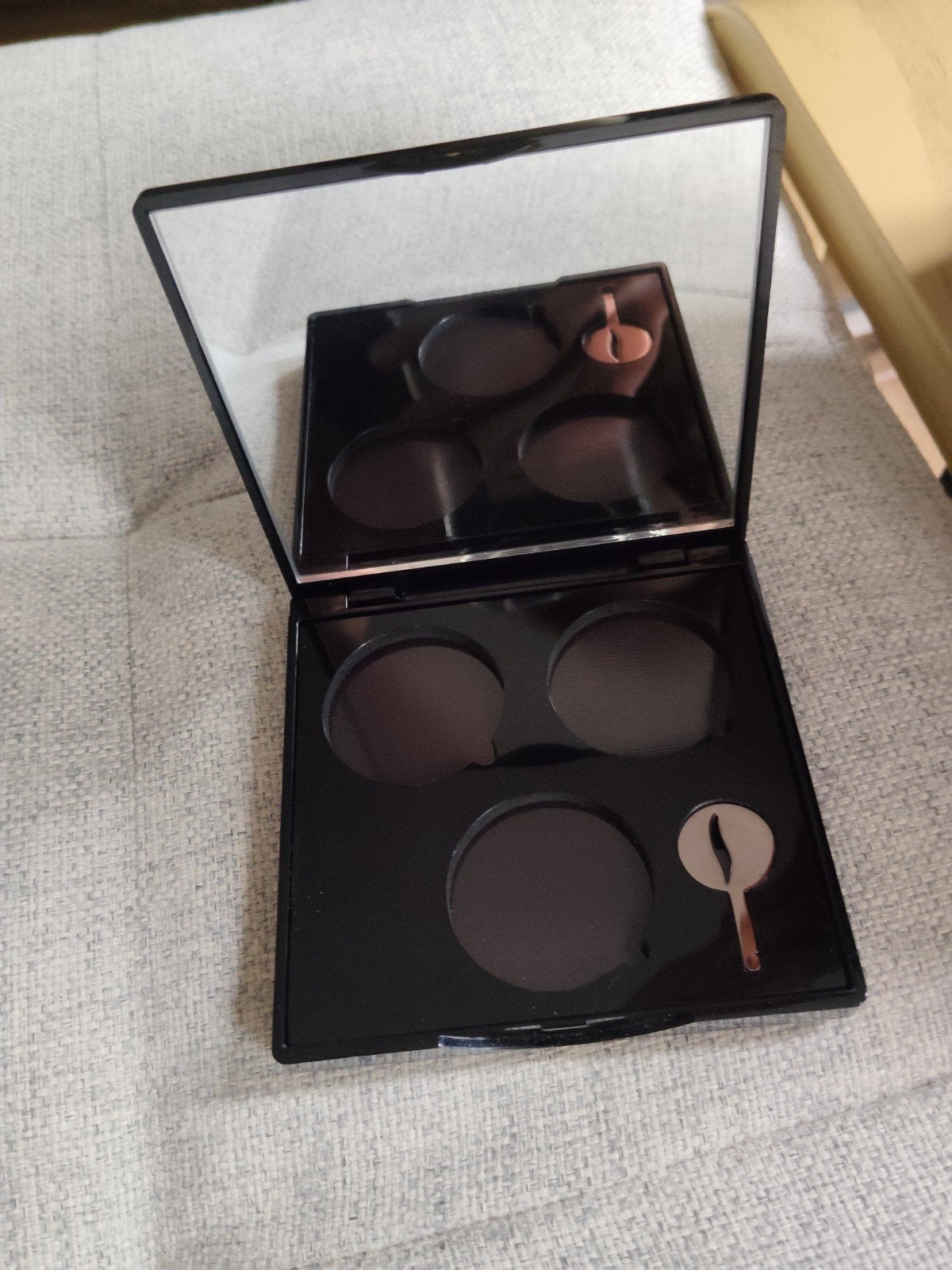 Lege Oogschaduw Palette Doos met Spiegel, Ogen, Zwart, Ophalen of Verzenden, Zo goed als nieuw