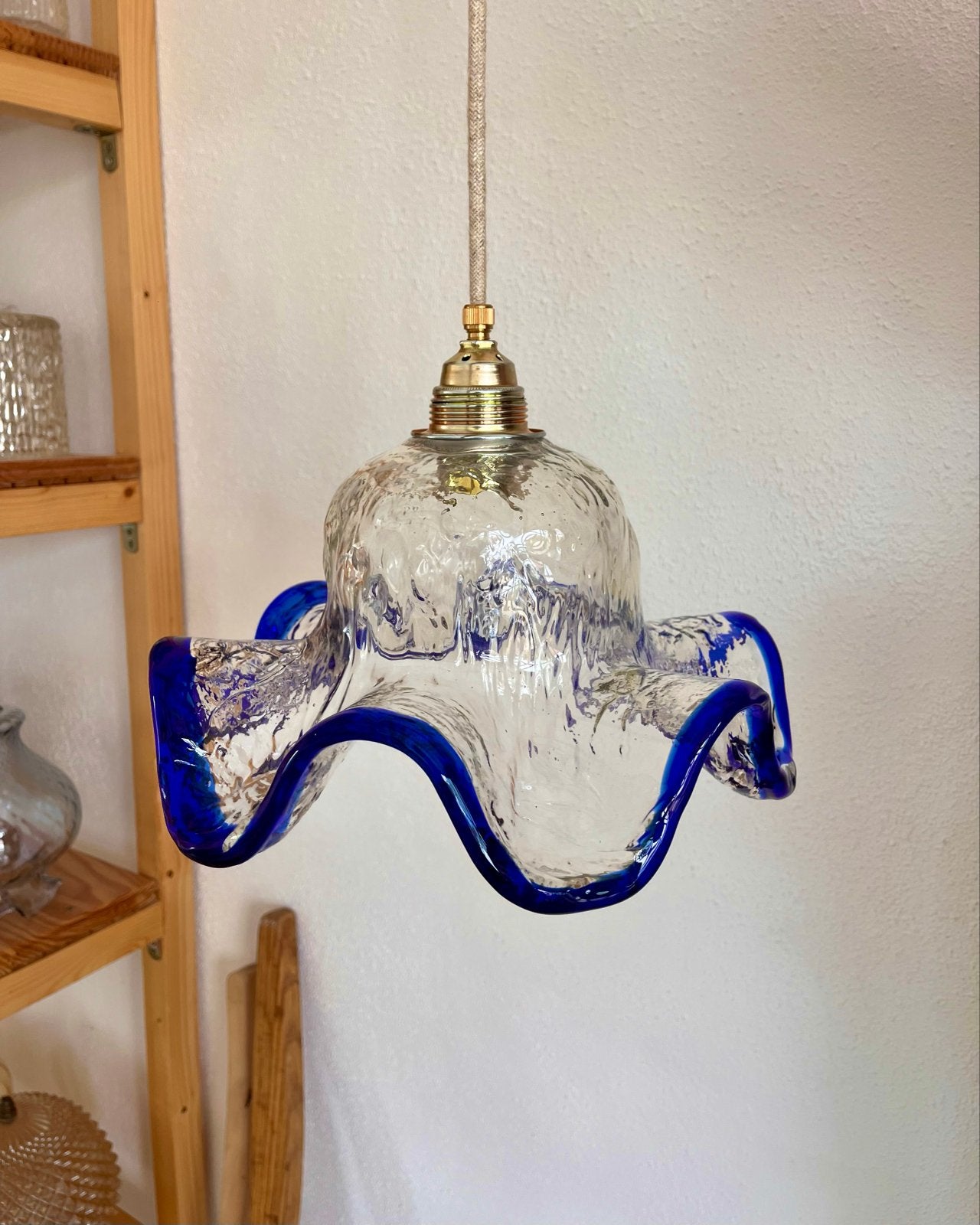 Murano Blue: Italiaanse Vintage Hanglamp in perfecte conditi, Ophalen of Verzenden, Zo goed als nieuw, Glas, E27 (groot)