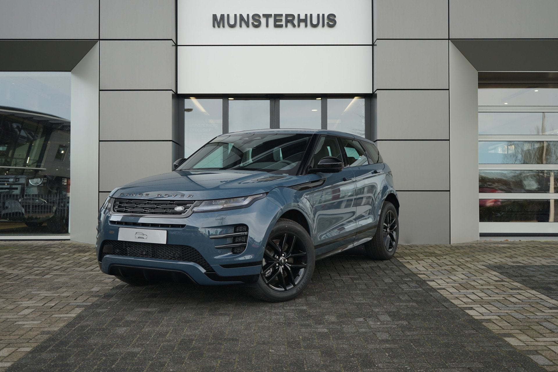 Land Rover Range Rover Evoque P270e PHEV AWD Dynamic SE | Vo