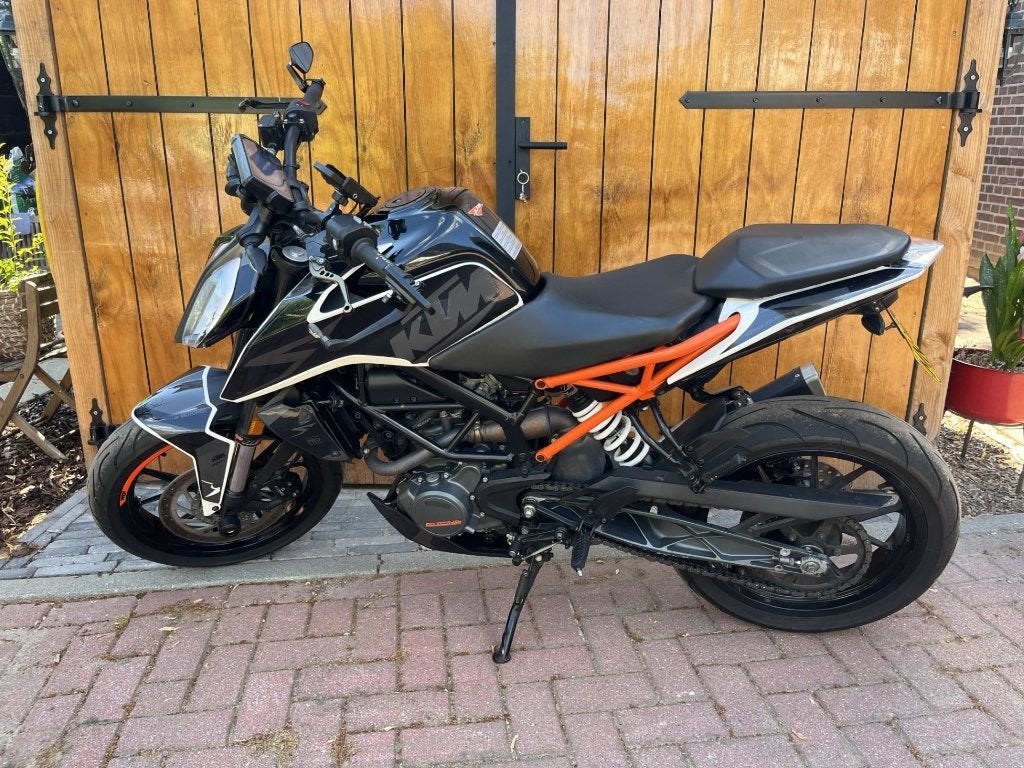 KTM Duke 125 2017, Motoren, Motoren | KTM, Gebruikt, Particulier, 125 cc, 11 kW of minder