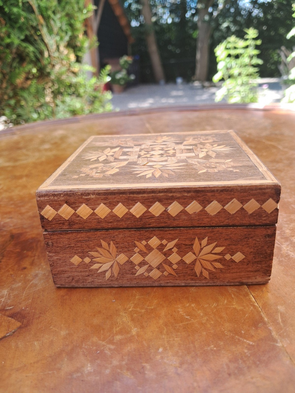 Houten doosje ingelegd met stro 9 x 9 cm, Antiek en Kunst, Ophalen of Verzenden