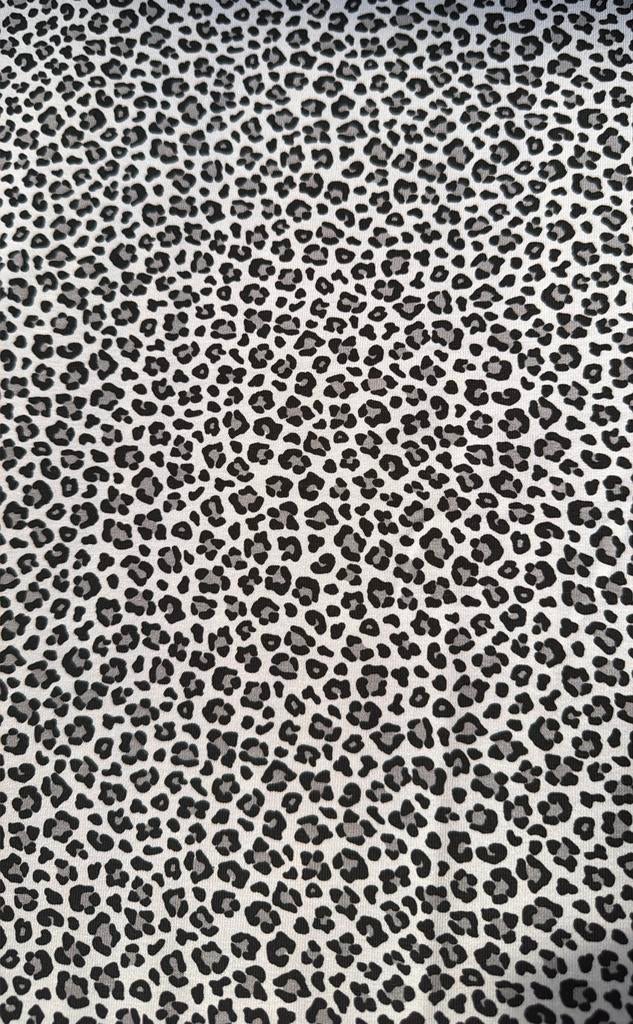 Panter french terry, Hobby en Vrije tijd, Stoffen en Lappen, 120 cm of meer, Ophalen of Verzenden, Zo goed als nieuw, Katoen