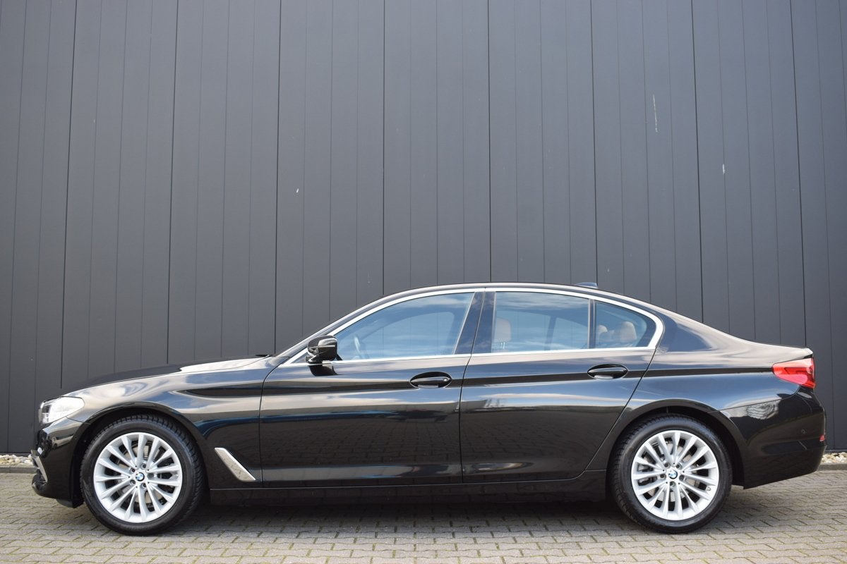 BMW 5 Serie 520i Automaat High Executive Luxury Line LED | V, Auto's, Automaat, 1998 cc, Achterwielaandrijving, Gebruikt