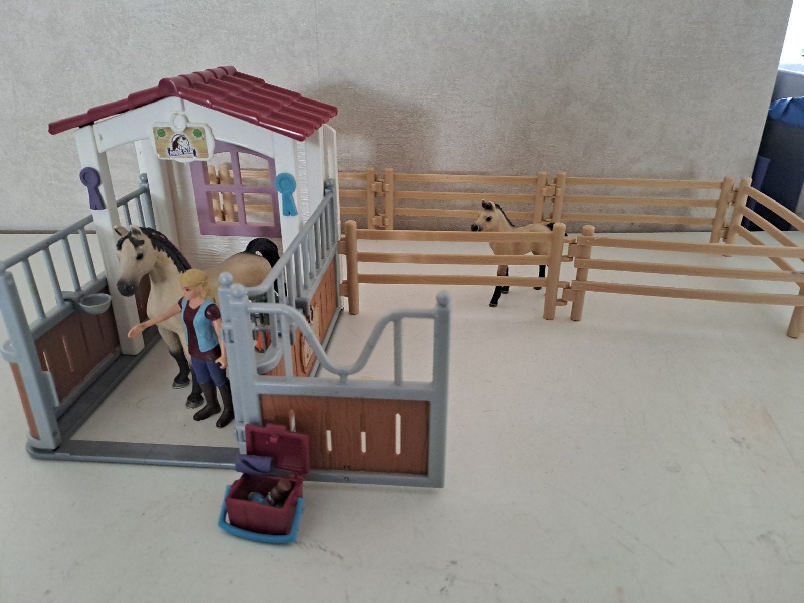 schleich box (M), Ophalen of Verzenden, Zo goed als nieuw