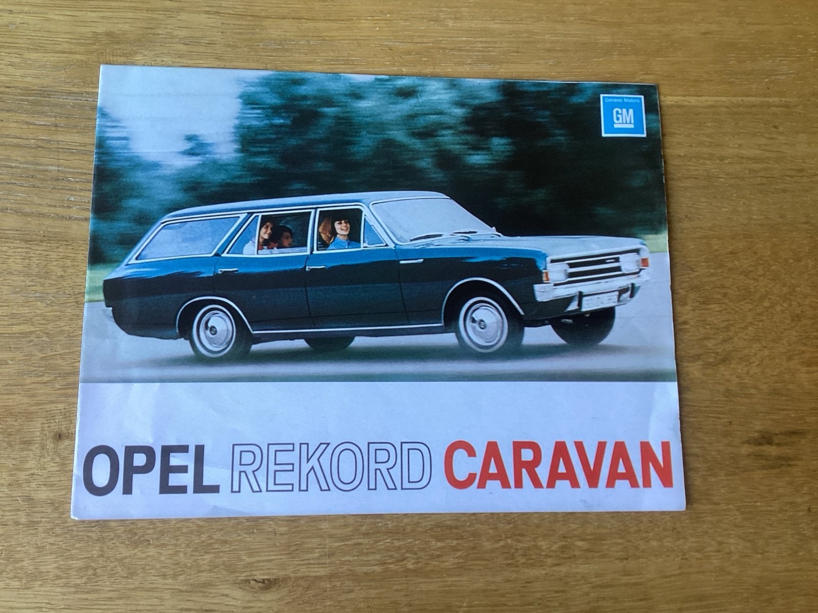 Opel Rekord Caravan brochure uit 1970, Ophalen of Verzenden, Gelezen, Opel