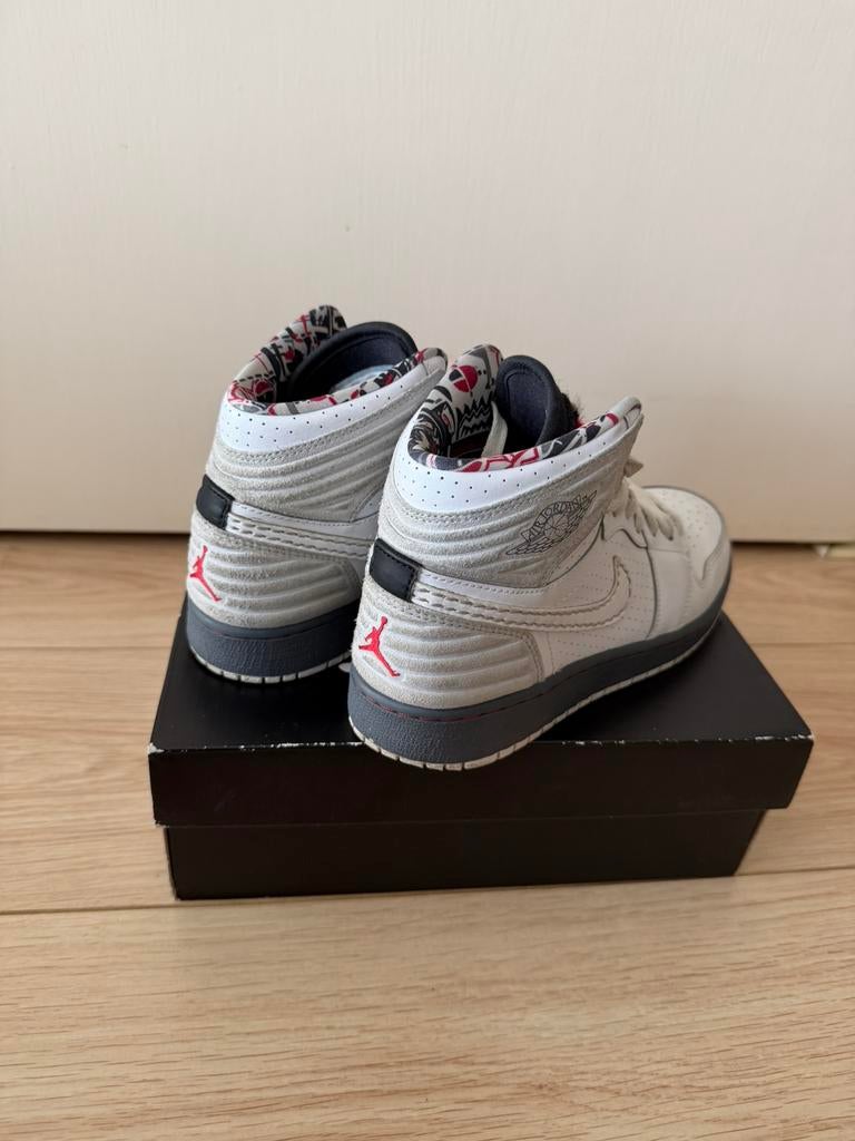 JORDAN: Air Jordan 1 Retro ‘93, Kinderen en Baby's, Ophalen, Zo goed als nieuw, Jongen of Meisje, Sportschoenen