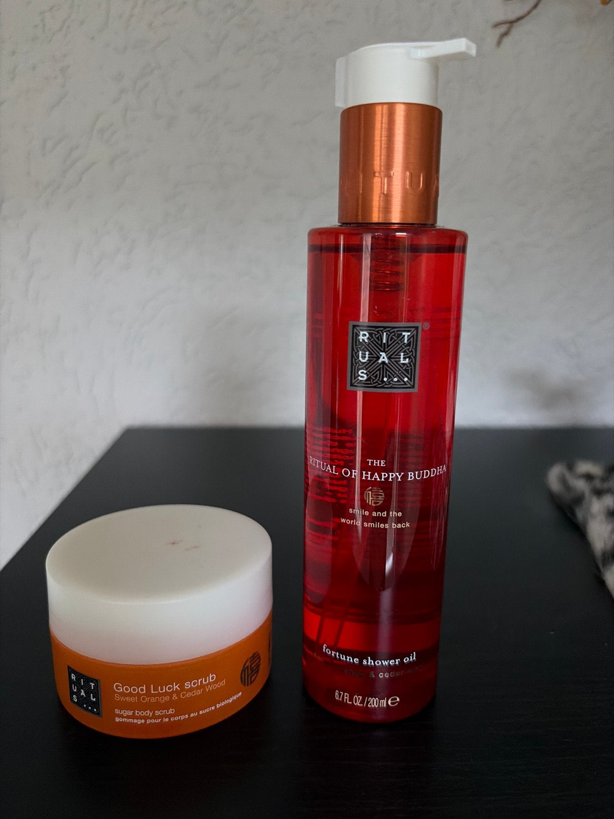 Rituals Happy Buddha Doucheolie & Good Luck Scrub, Ophalen of Verzenden, Nieuw, Bad & Douche
