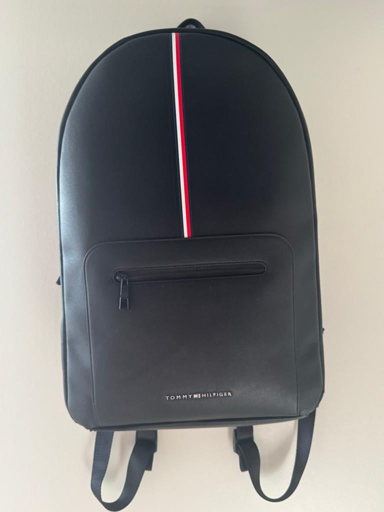 Tommy Hilfiger Signature Stripe Rugzak - Uitstekende staat, 25 tot 40 cm, Ophalen of Verzenden, Zo goed als nieuw, Overige merken