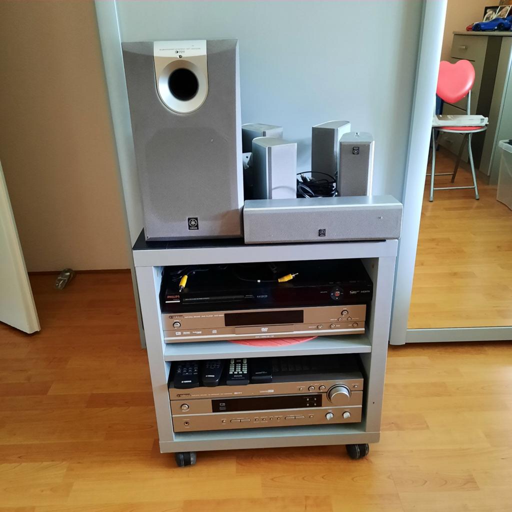 Yamaha Home Cinema Set met 5.1 speakers en Akai CD-speler, Ophalen