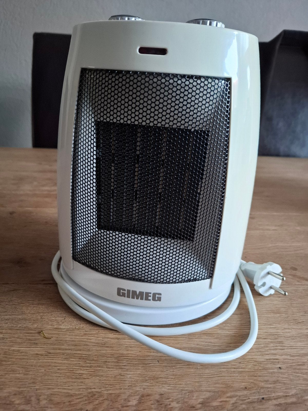Gimeg Keramische Kachel - Compacte en Krachtige Verwarming, Ophalen, Tafel- of Grondventilator, Minder dan 60 m³, 2 snelheden