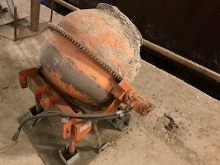 betonmolen hydraulisch sherpa skidster, Doe-het-zelf en Verbouw, Ophalen, Gebruikt